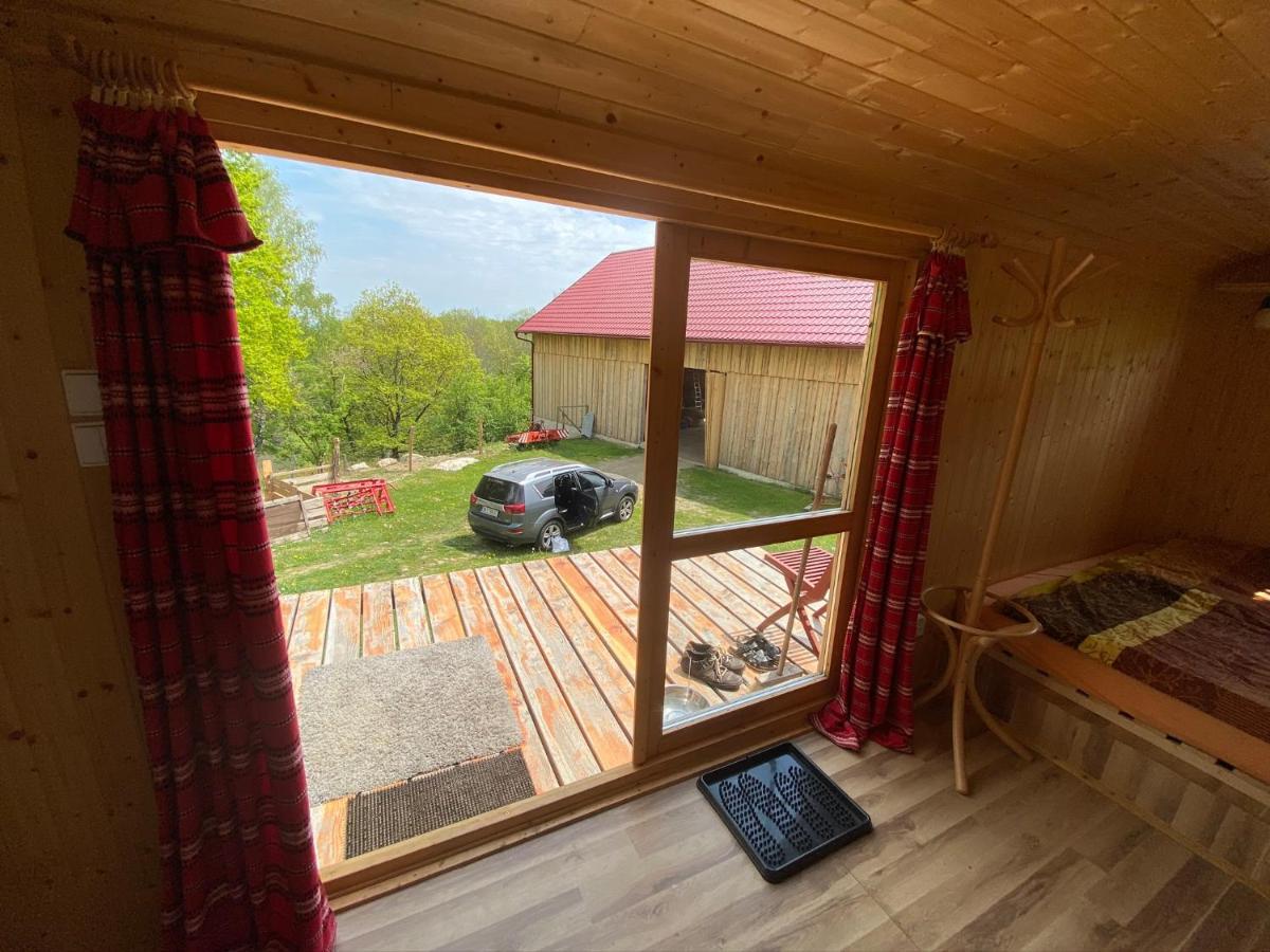 Hotel Maringotka Na Samote Na Kozi Farme Pobezovice Esterno foto